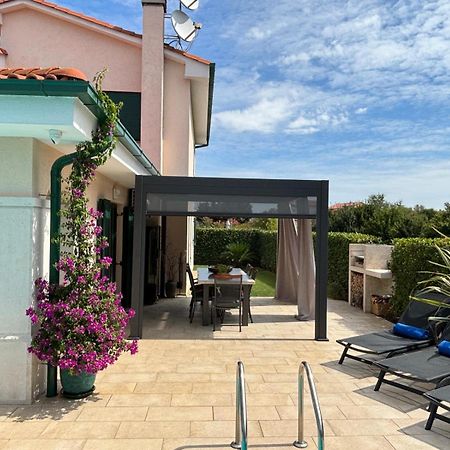 Villa Luciana Spa House, Buje Exteriér fotografie